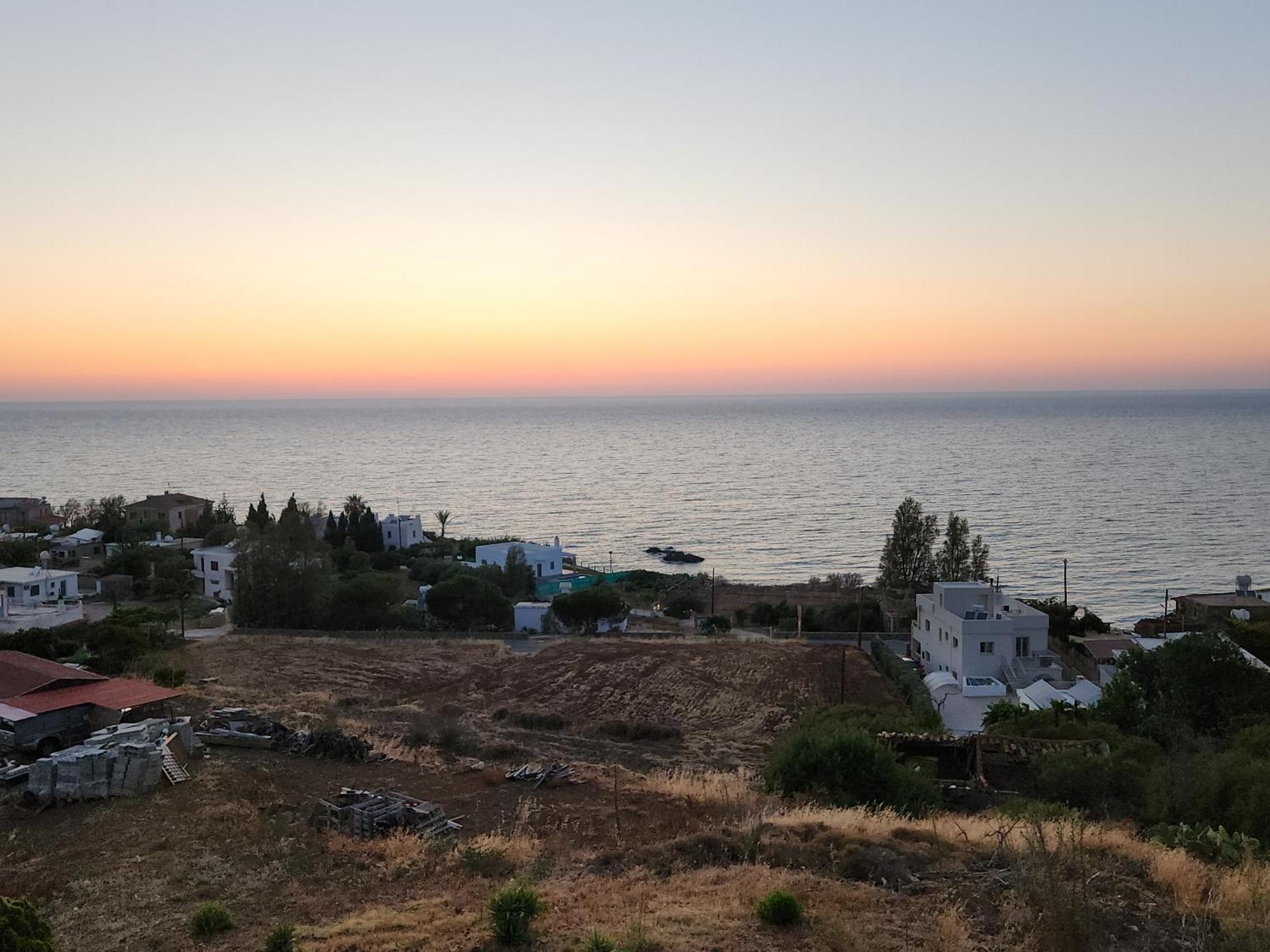 Serena Vacation Home Pomos Exterior photo
